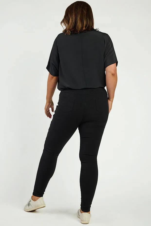 Essential Black Jeggings