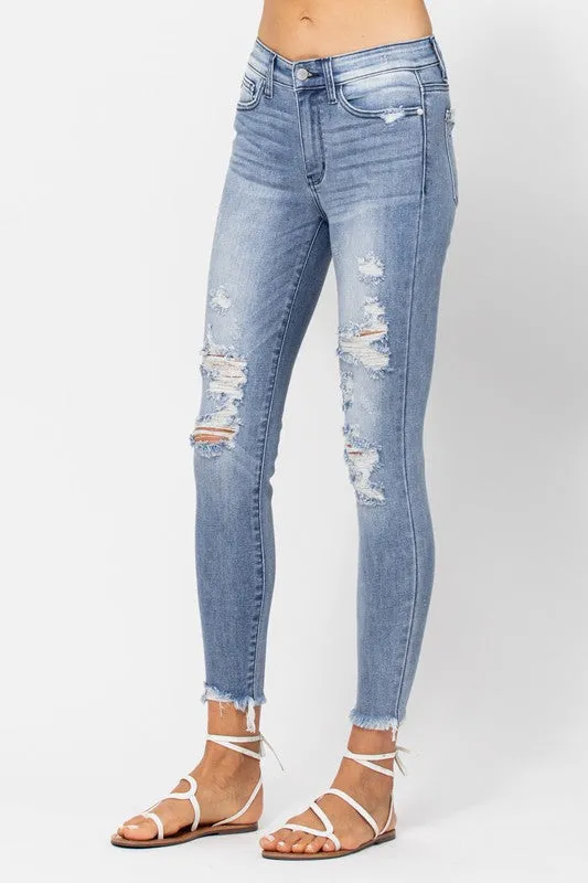 JB125 - CURVY SKINNY DESTROYED JEANS