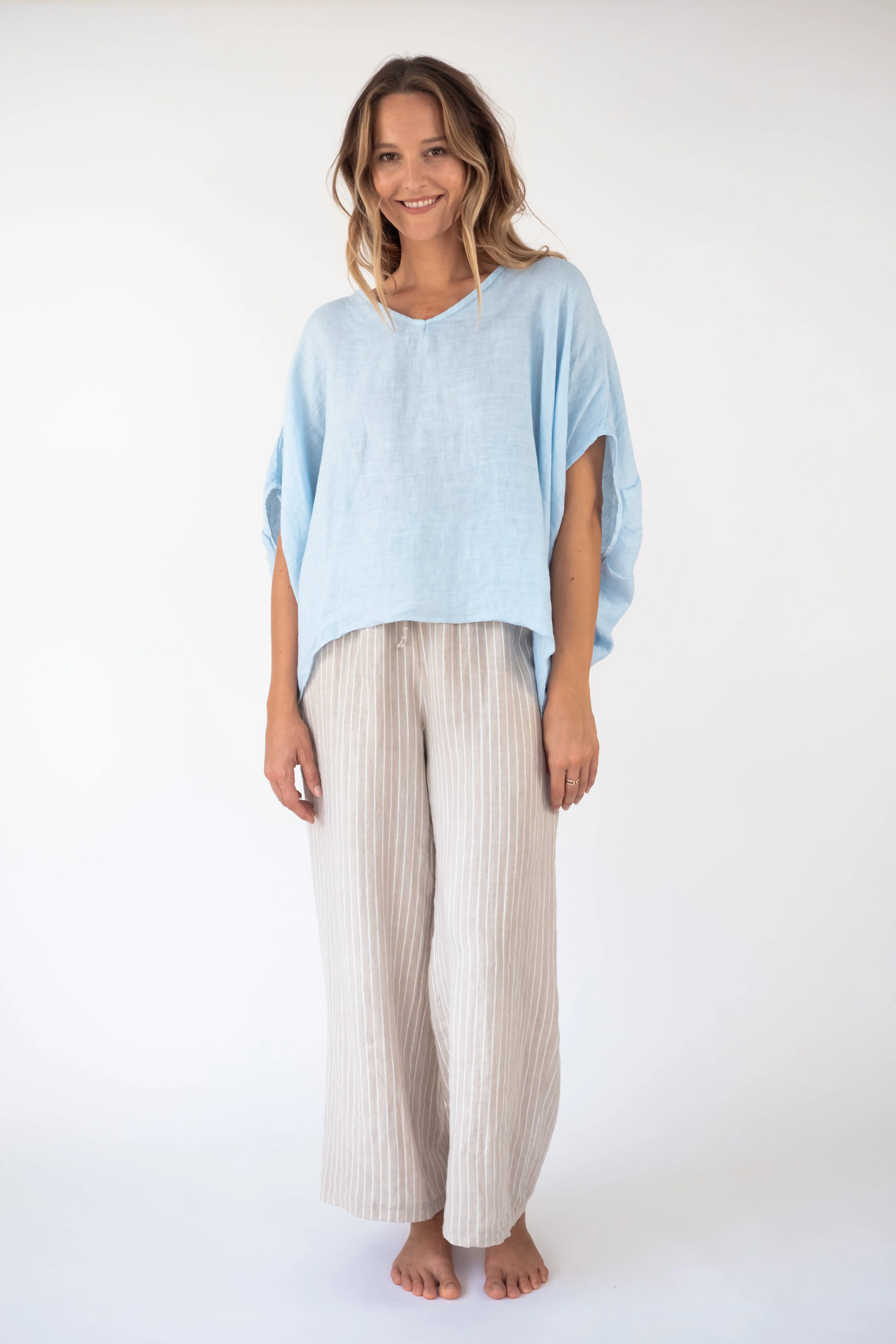 the KANU short sleeves Linen Top