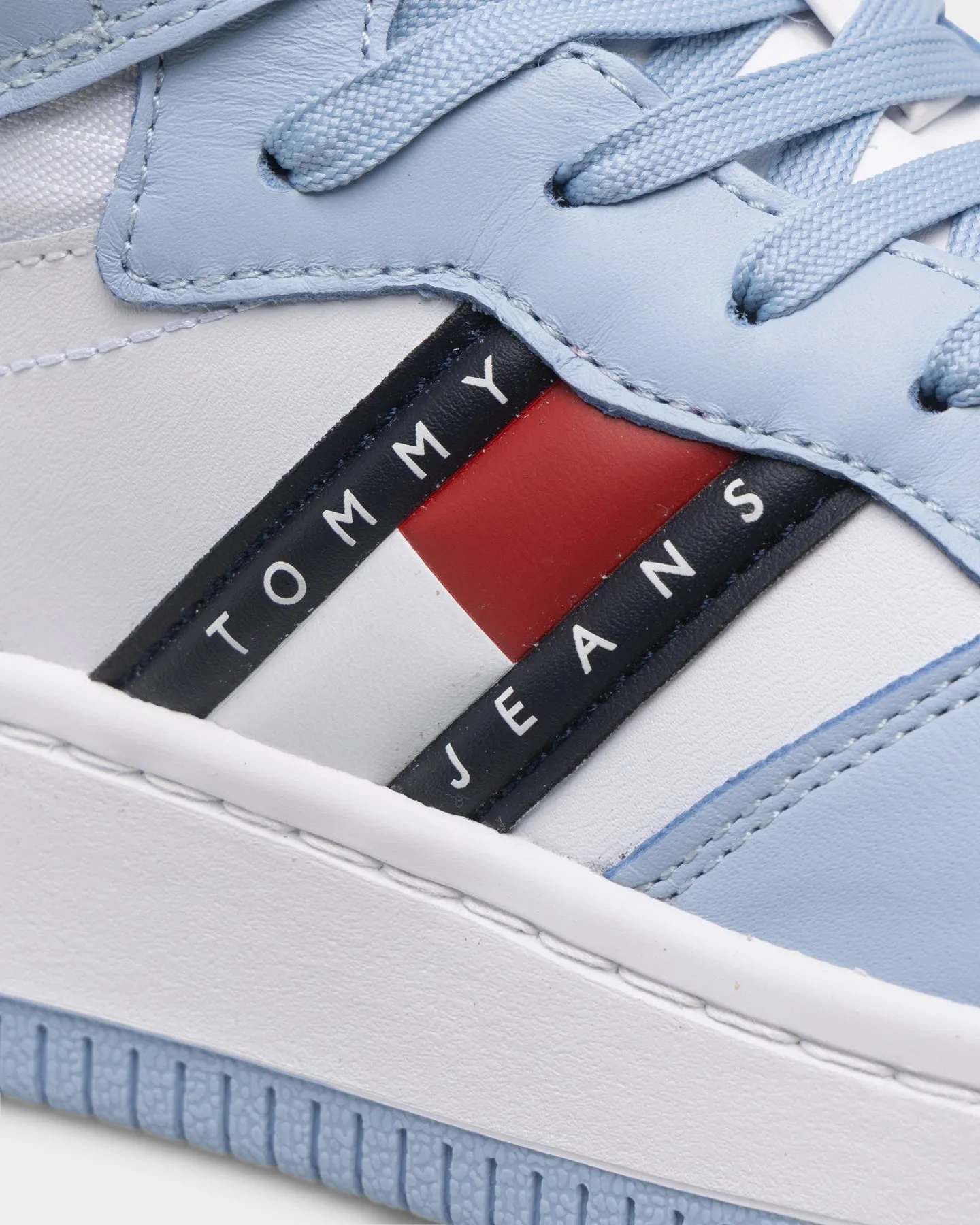 Tommy Jeans Women's Mid Pop Basketball Trainers Chambray Sky