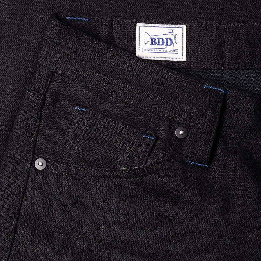 W-01 STRAIGHT 13 oz. black selvedge