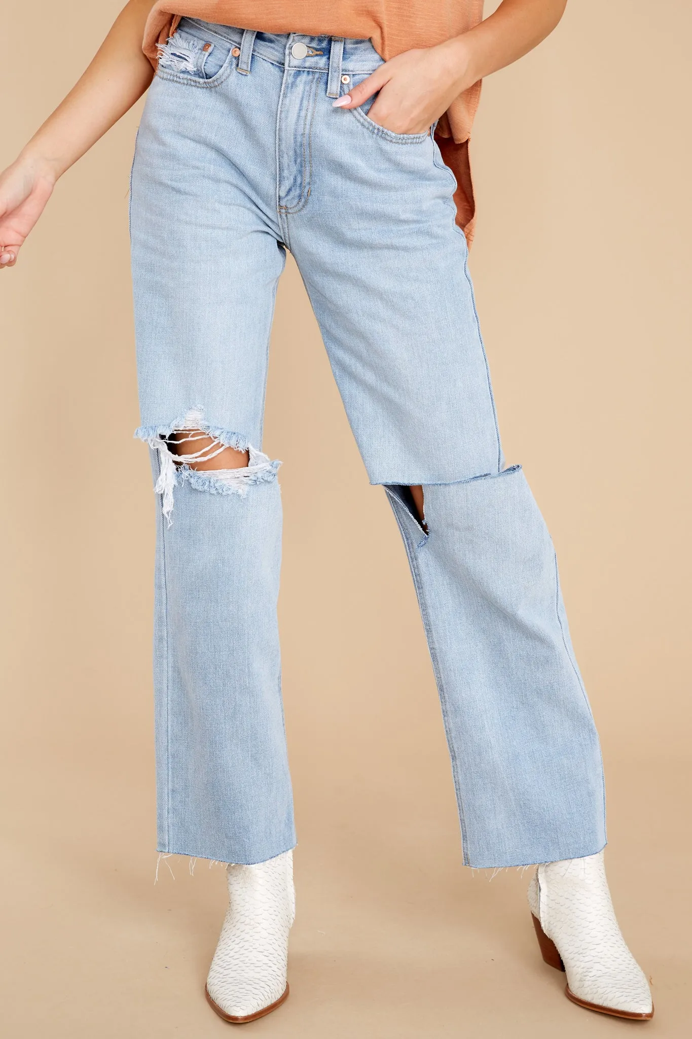 What A Rush Light Wash Distressed Straight Jeans